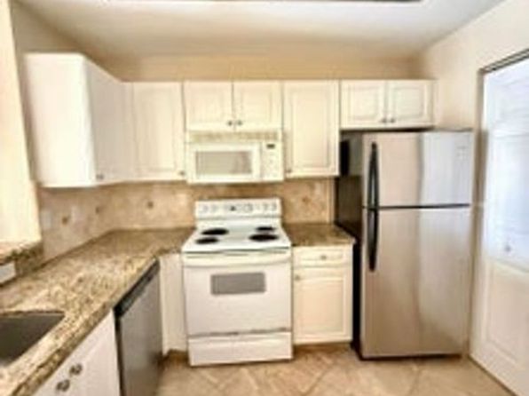 2916 Tuscany Ct APT 115
