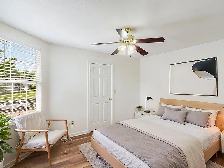4302-4304 Cheryl Ct. — Photo 20