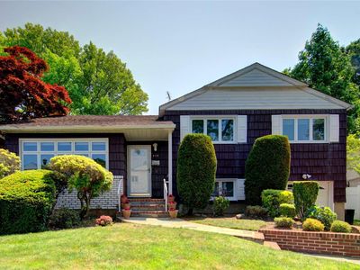 575 Benton Road, East Meadow, NY, 11554