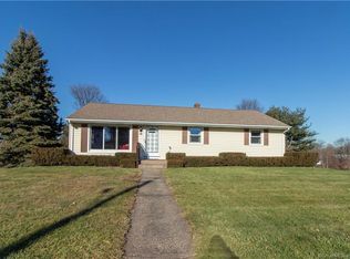 50 Plumb Rd, Middletown, CT 06457