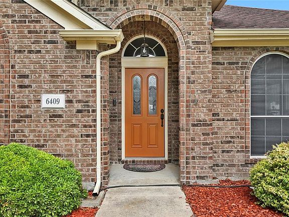 4th image of 6409 Warwick Dr