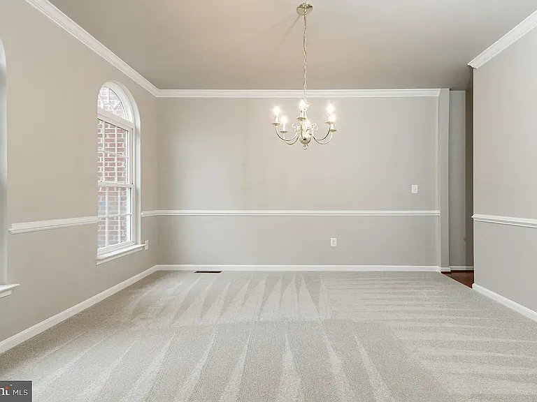 564 Woodruff Ln — Photo 26