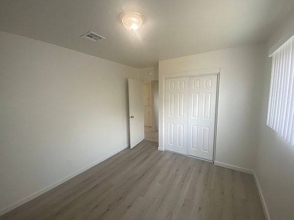 4th image of 920 Princeton Ave #5