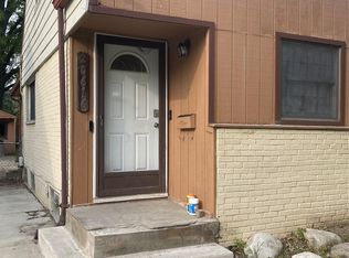 20616 Lancaster St, Harper Woods, MI 48225