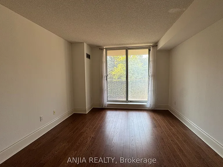 75 York Mills Rd #211 — Photo 17