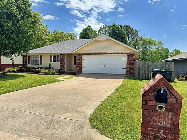 500 Pat St, Tahlequah, OK 74464