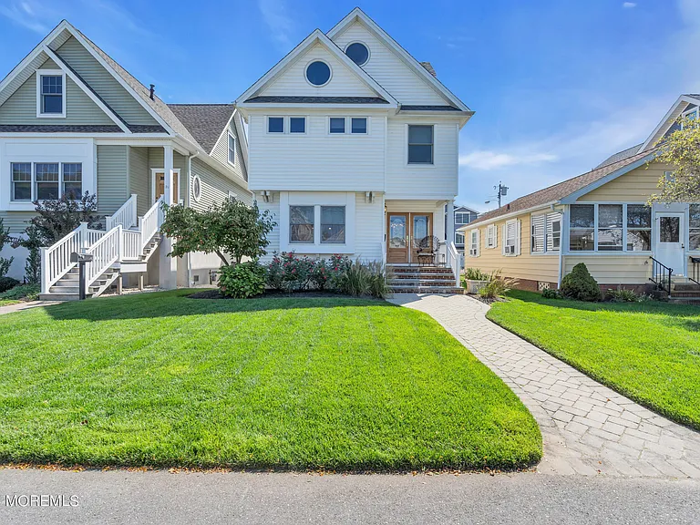 18 Meadow Ave — Photo 56