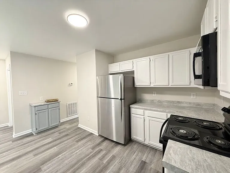 707 Clay Hill Dr — Photo 8
