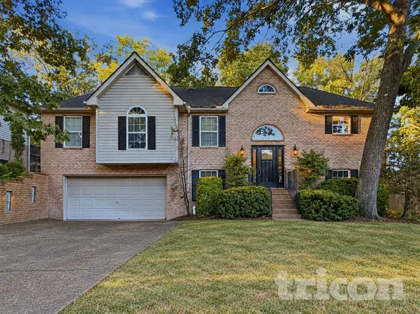 109 Bentree Dr, Hendersonville, TN 37075