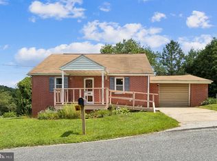 1614 Gablehammer Rd, Westminster, MD 21157