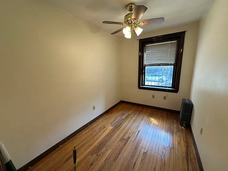 240 Kelton St #4CP — Photo 10