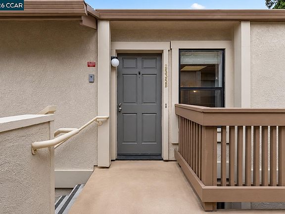 2nd image of 2535 Lucy Ln APT B