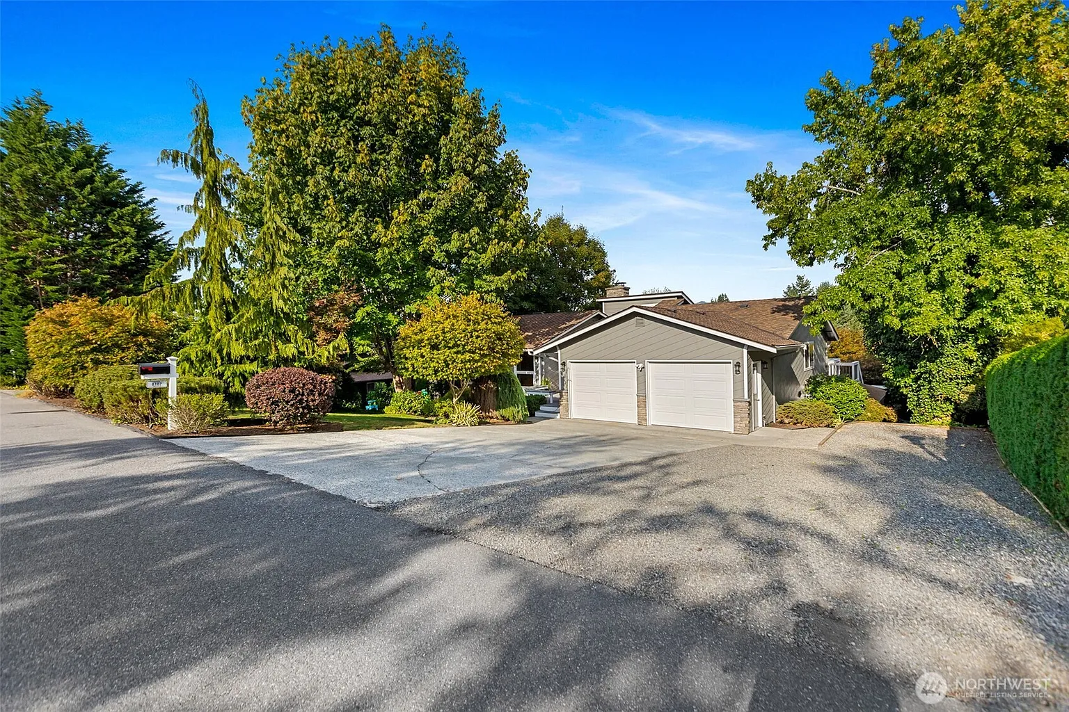 8107 144th Drive SE photo 1