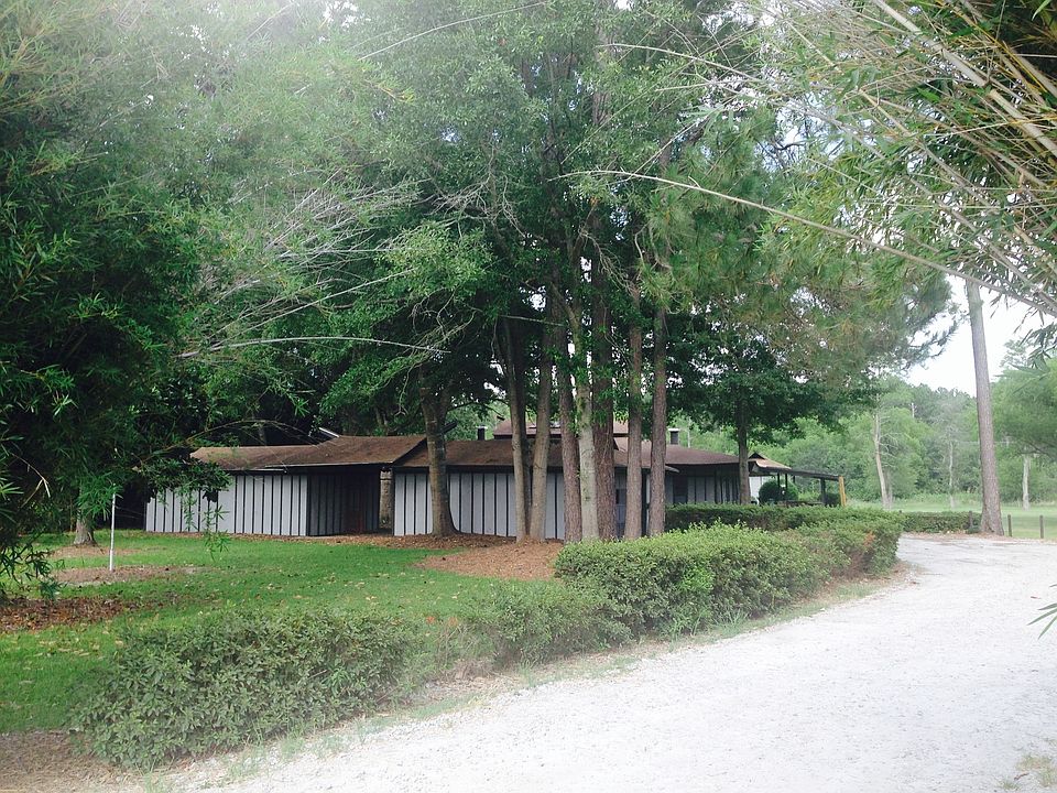 view of the house from Briarwood