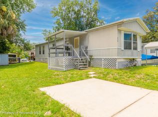 6419 W Richard Dr, Weeki Wachee, FL 34607