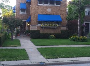 1505 Crain St #2, Evanston, IL 60202