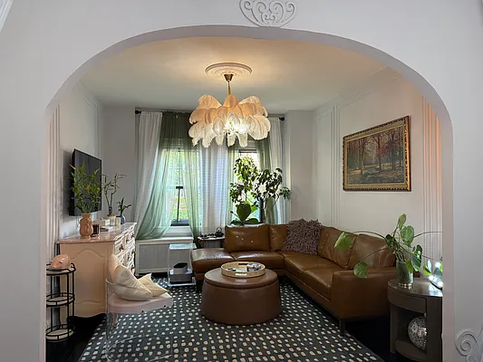 Rented by Owner | media 22