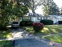 1449 Eastland Ave SE photo 1