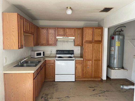 4th image of 2851 Highland Ave #103