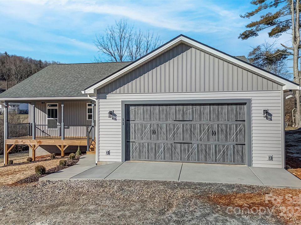 1st image of 11 Canary Ln