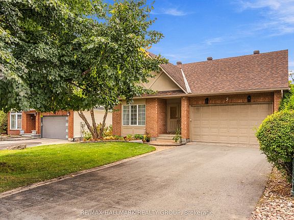 2nd image of 3 Burnstead Cres