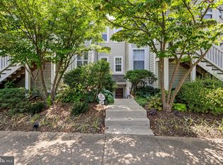 2978 Yarling Ct, Falls Church, VA 22042