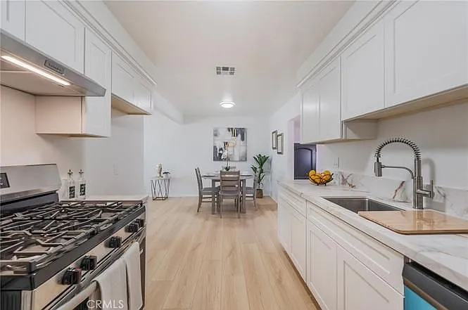 16220 McKinley Ave #HOUSE — Photo 12