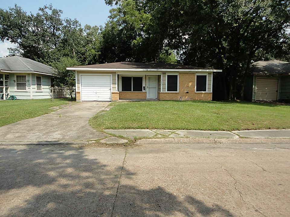 1st image of 2207 Pomona Dr