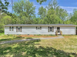 1140 Randal Ct, Concord, NC 28025