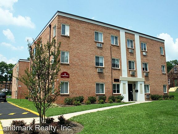 2nd image of 531 S Frederick Ave APT 106