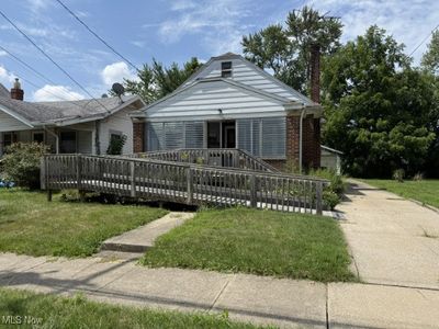 982 Dan St, Akron, OH, 44310