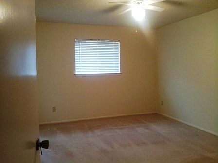 5th image of 3607 Winslow Dr