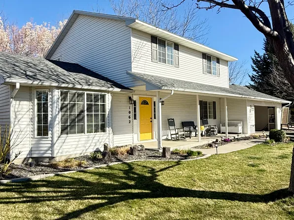 1062 Warm Springs Pl, Twin Falls, ID 83301
