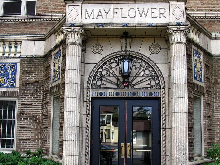 Mayflower Apartments — Photo 53