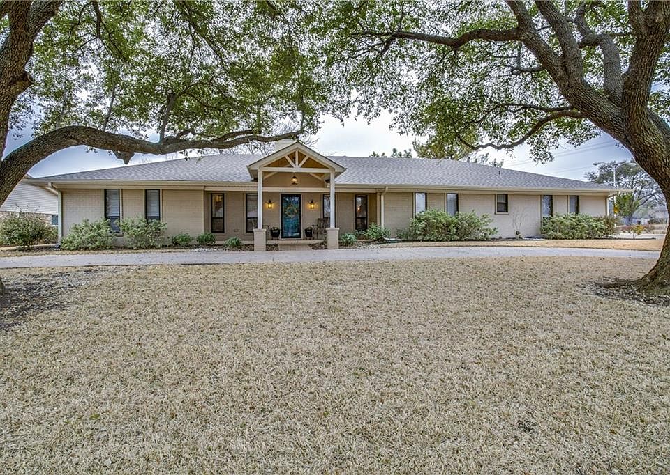 1st image of 2539 Big Horn Ln