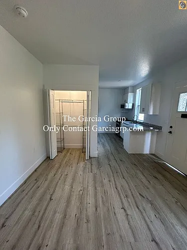 8780 SE Flavel St #STUDIO Photo 1 8780 SE Flavel St #STUDIO Photo 1
