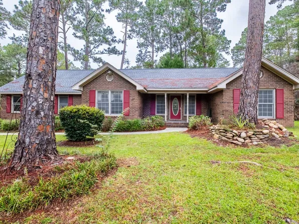 102 Pine Bluff Dr, Statesboro, GA 30458