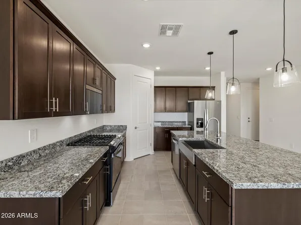 17761 W ILLINI Street, Goodyear, AZ 85338