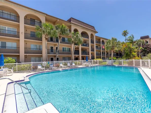 2525 W Bay Dr APT D41, Belleair Bluffs, FL 33770