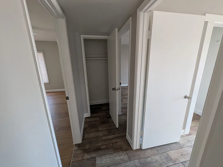 624 N Santa Barbara #3 — Photo 14