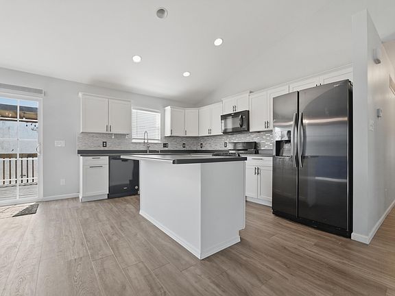5th image of 6849 Prairie Path Ln