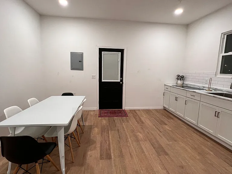 310 E Front St #2 — Photo 11