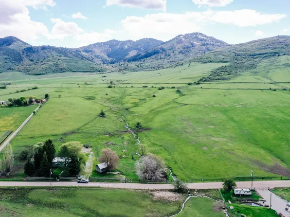 6746 N Capitol Hill Rd, Preston, ID 83263