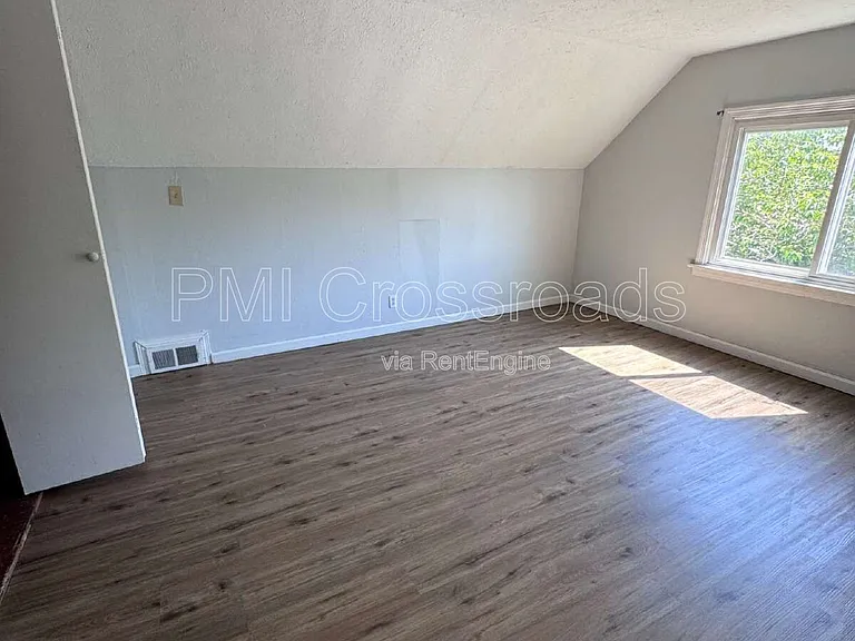 2876 Hudson Dr #A — Photo 20