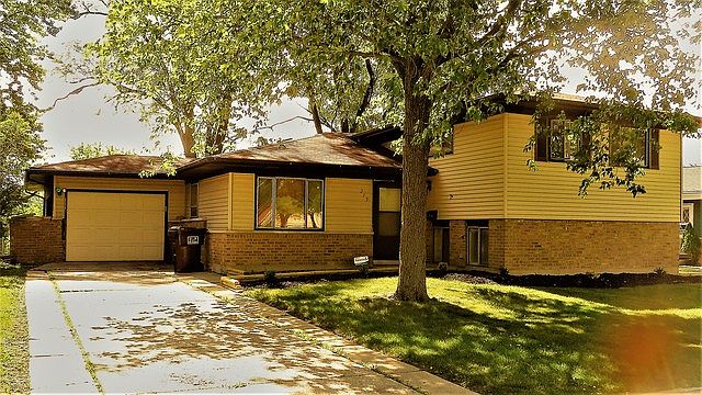 1st image of 219 Westwood Dr