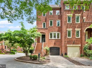 3915 Georgetown Ct NW, Washington, DC 20007