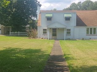 2503 Hemlock St, Natrona Heights, PA 15065