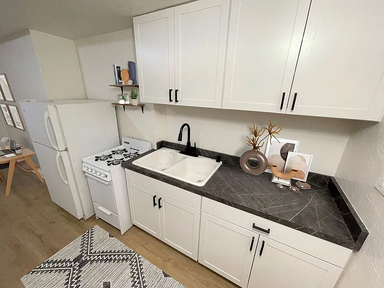 1209main — Photo 9