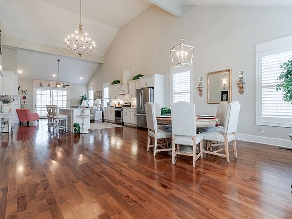 2nd image of 334 Fairway Dr #105