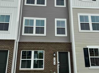 141 Swan Field Ave, Ranson, WV 25438